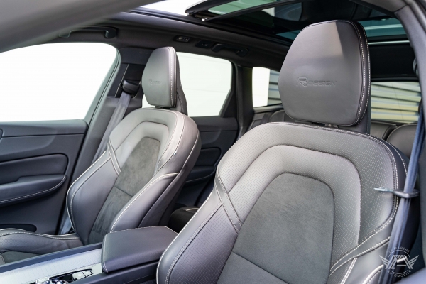  Volvo XC60 D4 190CH AWD R-DESIGN GEARTRONIC 8
