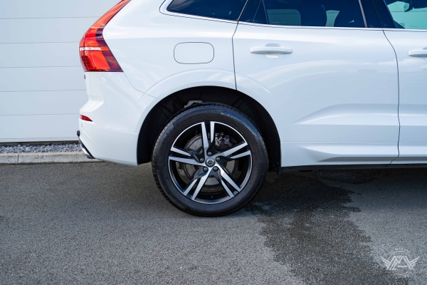  Volvo XC60 D4 190CH AWD R-DESIGN GEARTRONIC 8