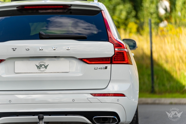  Volvo XC60 D4 190CH AWD R-DESIGN GEARTRONIC 8