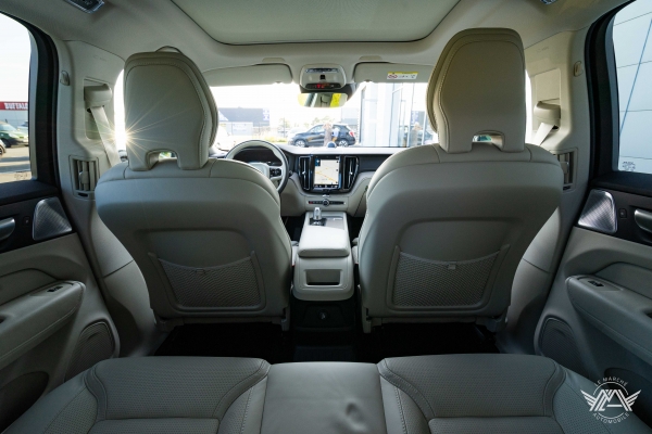  Volvo XC60 T8 TWIN ENGINE 390CH INSCRIPTION LUXE GEARTRONIC 8