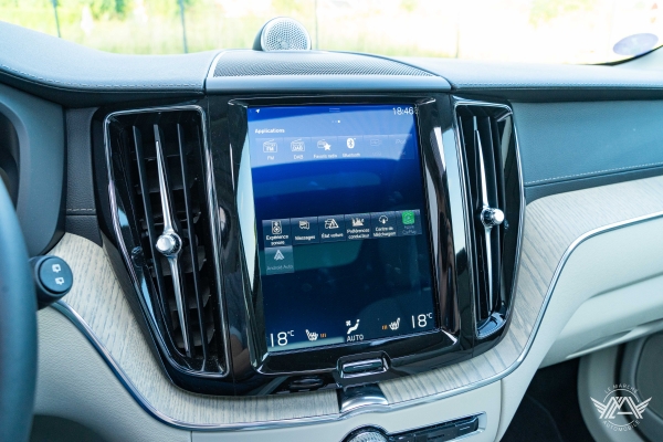 Volvo XC60 T8 TWIN ENGINE 390CH INSCRIPTION LUXE GEARTRONIC 8