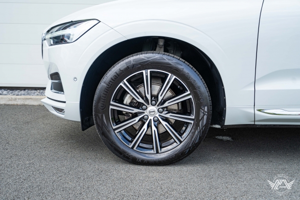  Volvo XC60 D4 190 CH INSCRIPTION LUXE GEARTRONIC 8
