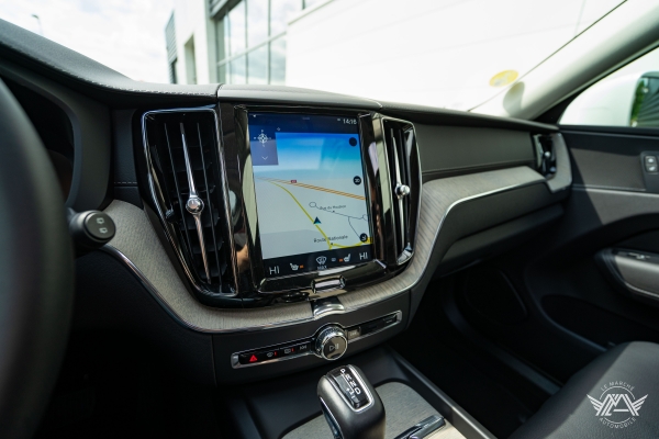  Volvo XC60 D4 190 CH INSCRIPTION LUXE GEARTRONIC 8