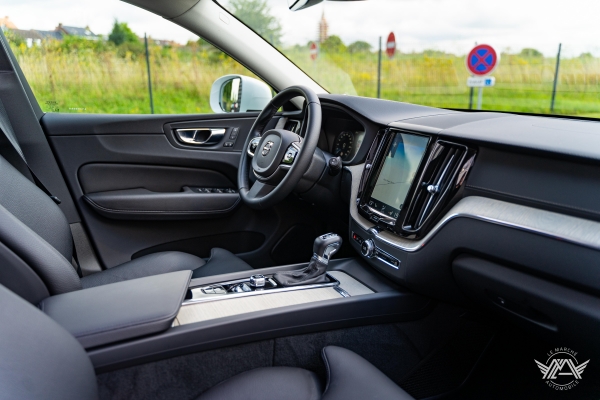  Volvo XC60 D4 190 CH INSCRIPTION LUXE GEARTRONIC 8