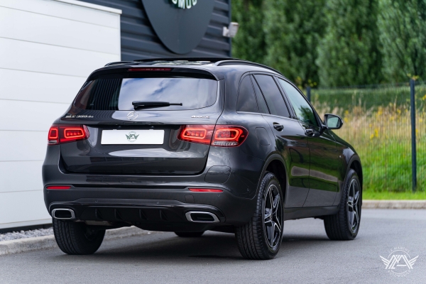 Mercedes GLC 300DE 4MATIC AMG LINE 9G-tronic 