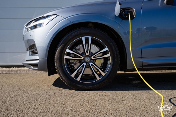  Volvo XC60 T8 TWIN ENGINE 390CH BUSINESS EXECUTIVE GEARTRONIC 8