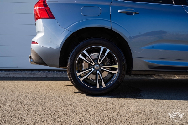  Volvo XC60 T8 TWIN ENGINE 390CH BUSINESS EXECUTIVE GEARTRONIC 8