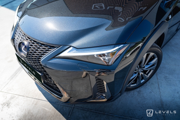 Lexus UX 250H 4WD F SPORT