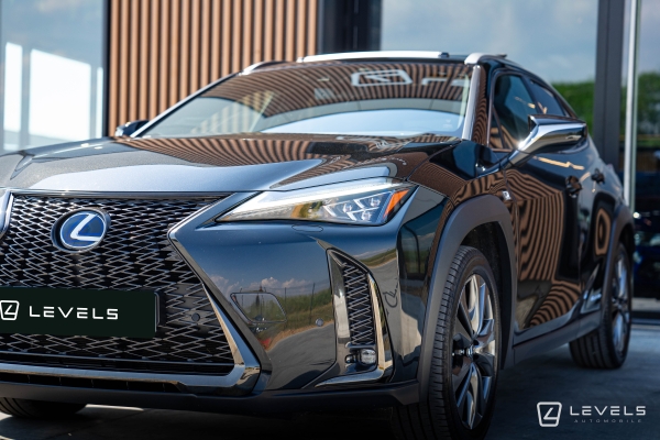 Lexus UX 250H 4WD F SPORT