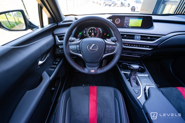 Lexus UX 250H 4WD F SPORT