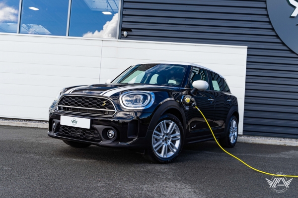 MINI COUNTRYMAN COOPER SE HYBRIDE 125 + 95 CH ALL4 BUSINESS DESIGN BVA6