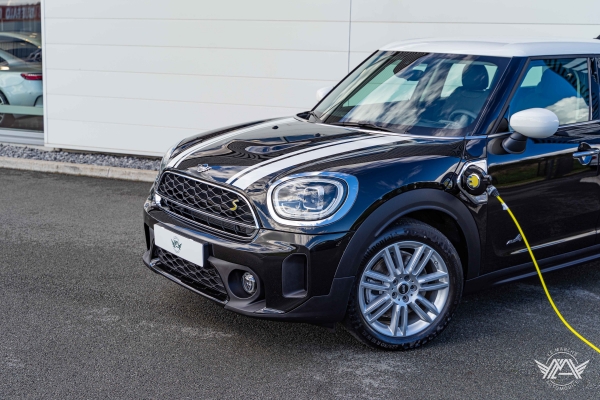 MINI COUNTRYMAN COOPER SE HYBRIDE 125 + 95 CH ALL4 BUSINESS DESIGN BVA6