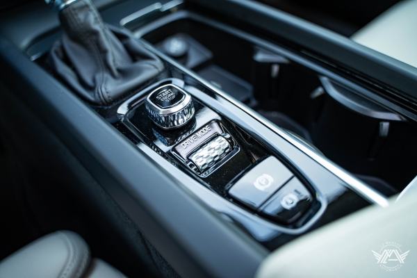  Volvo XC60 D4 190CH BUSINESS EXECUTIVE GEARTRONIC 8