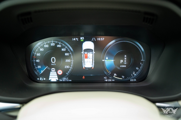  Volvo XC60 RECHARGE T6 AWD 340 CH INSCRIPTION LUXE GEARTRONIC8