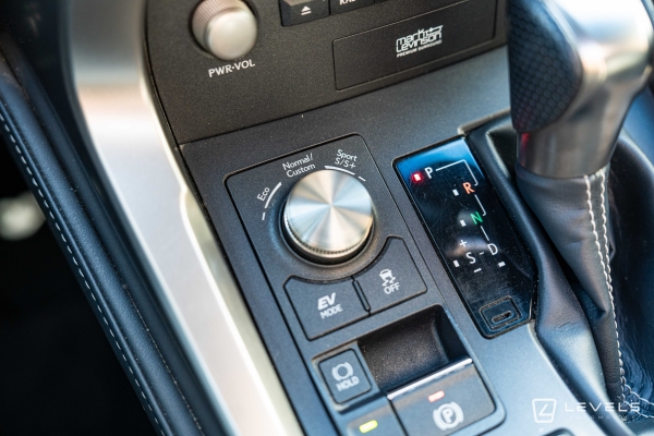 LEXUS NX 300H AWD F-SPORT EXECUTIVE 