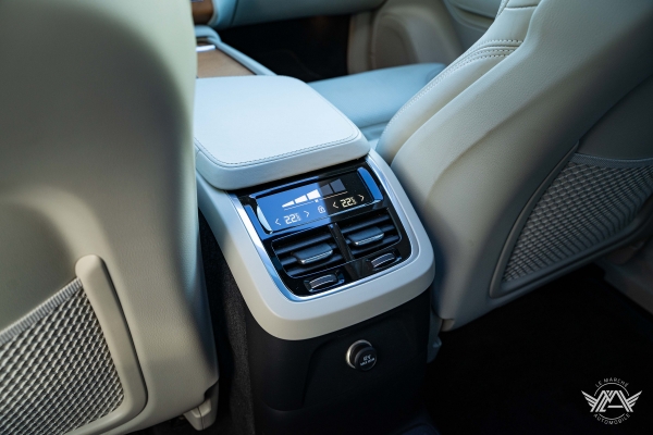 Volvo XC90 T8 TWIN ENGINE AWD INSCRIPTION LUXE GEARTRONIC 8