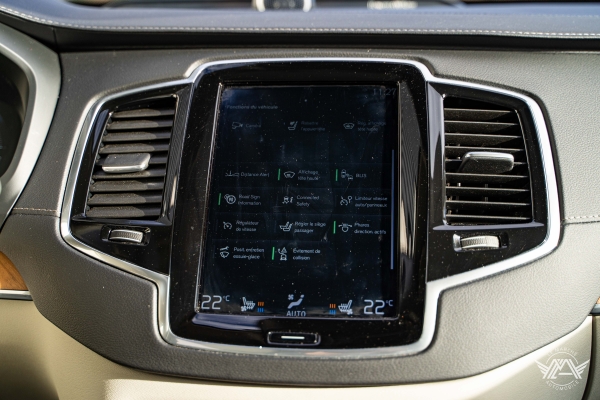  Volvo XC90 T8 TWIN ENGINE AWD INSCRIPTION LUXE GEARTRONIC 8