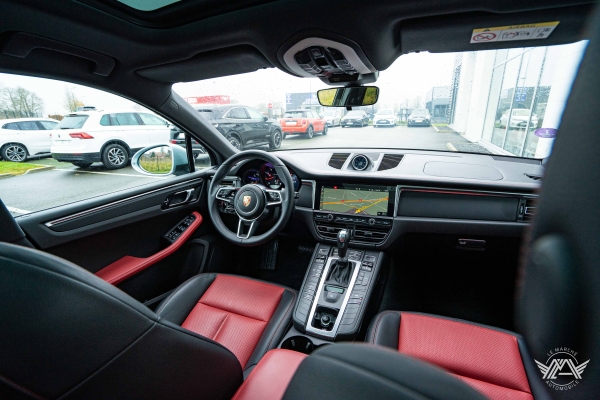 PORSCHE MACAN 2.0 245 ch