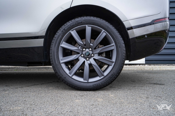 Land Rover RANGE ROVER VELAR D180 SE R-DYNAMIC BVA