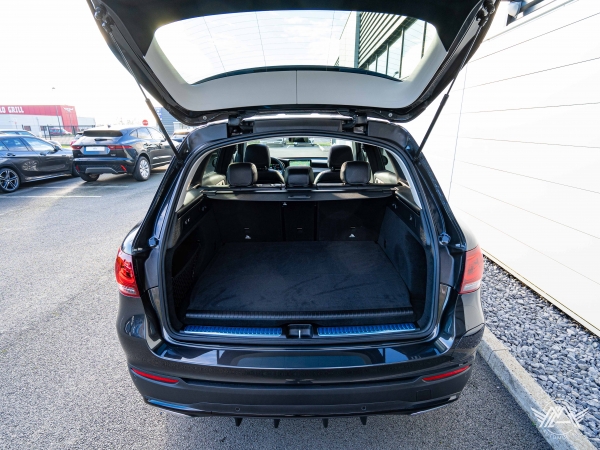 Mercedes GLC 300DE 4matic AMG Line 9G-tronic 