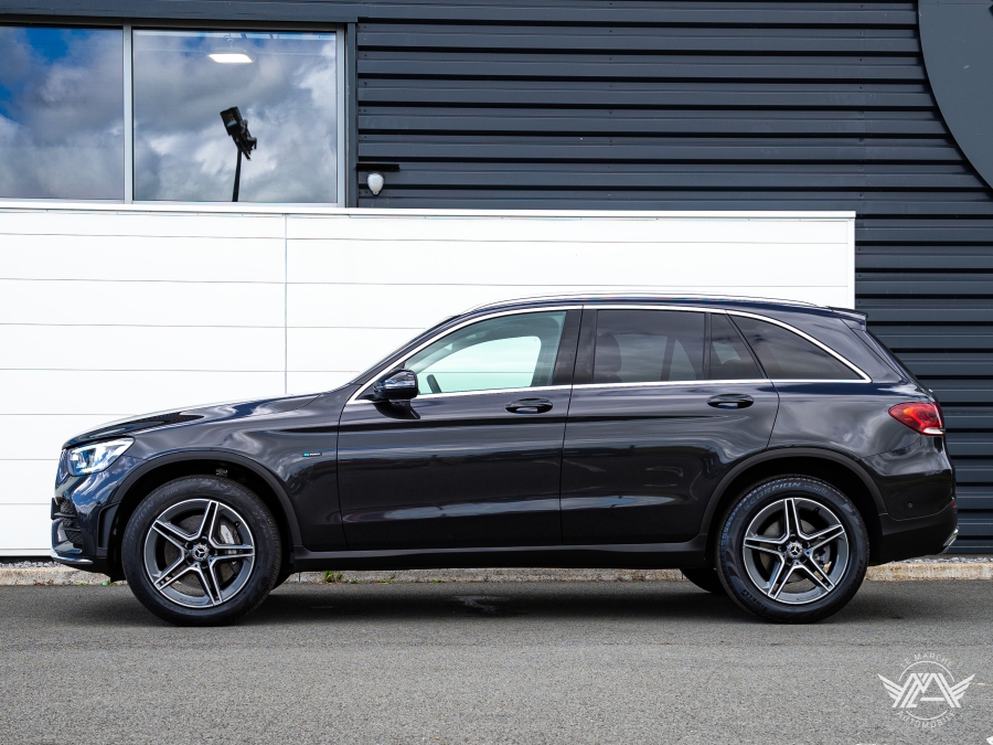 GLC 300 E 4matic AMG Line 9G-tronic 