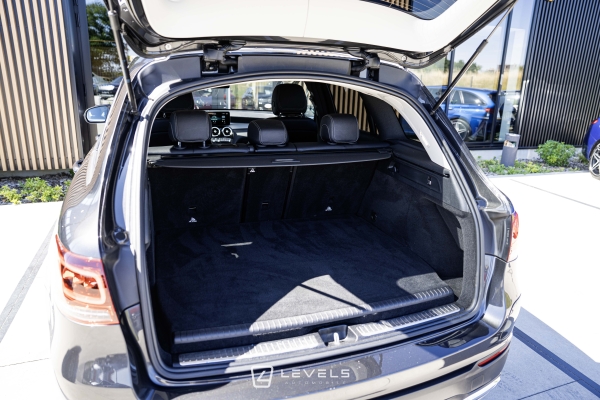 Mercedes GLC 300 E 4matic AMG Line 9G-tronic
