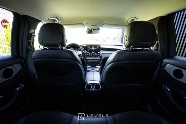 Mercedes GLC 300 E 4matic AMG Line 9G-tronic