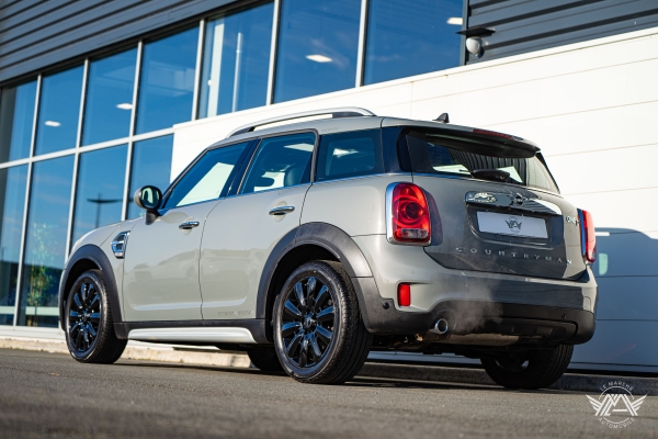 MINI COUNTRYMAN ONE D 116 CH Edition Oakwood BVA7