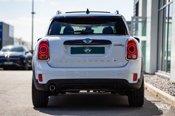 MINI COUNTRYMAN COOPER D 150 CH PACK CHILI BVA 