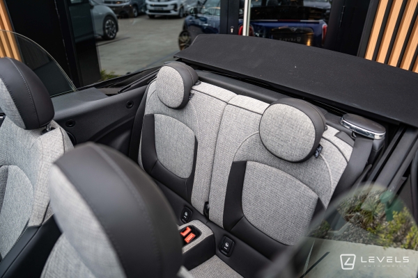 MINI COOPER CABRIO 136CH GREENWICH BVA7