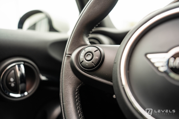 MINI COOPER CABRIO 136CH GREENWICH BVA7
