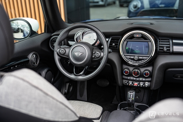 MINI COOPER CABRIO 136CH GREENWICH BVA7
