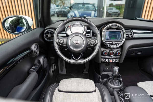 MINI COOPER CABRIO 136CH GREENWICH BVA7