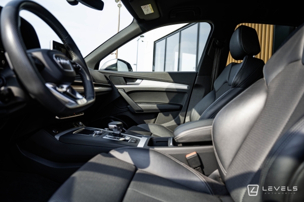 Audi Q5 E-TRON 55 TFSI 367CH QUATTRO S-TRONIC S LINE