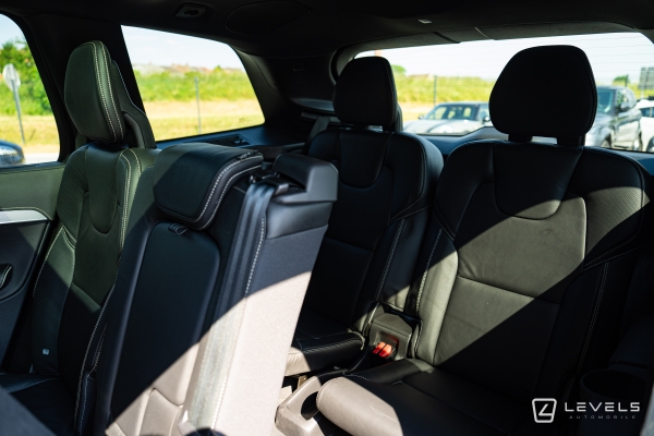  Volvo XC90 B5 235 CH AWD R-DESIGN 7 PLACES GEARTRONIC 8