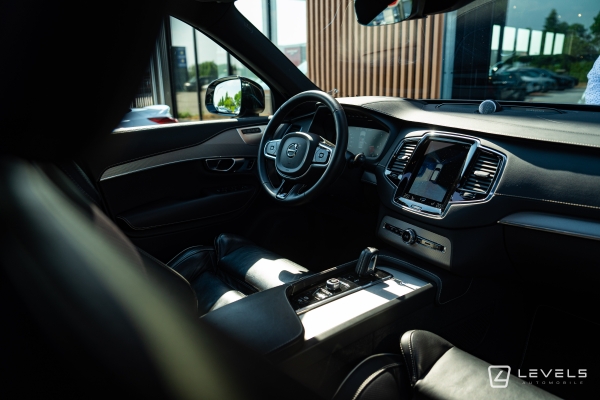  Volvo XC90 B5 235 CH AWD R-DESIGN 7 PLACES GEARTRONIC 8