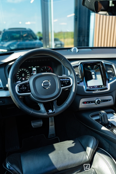  Volvo XC90 B5 235 CH AWD R-DESIGN 7 PLACES GEARTRONIC 8