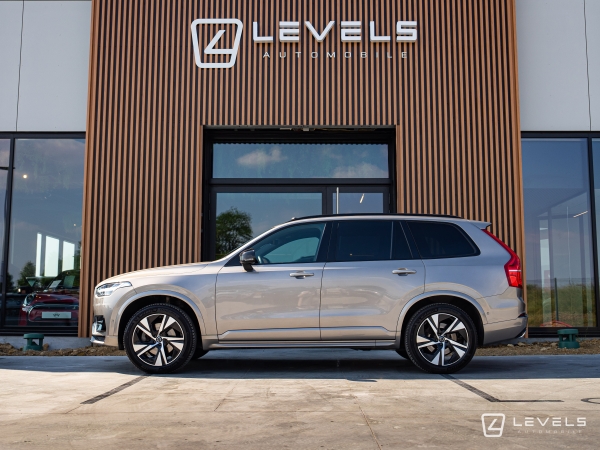 Volvo XC90 B5 235 CH AWD R-DESIGN 7 PLACES GEARTRONIC 8