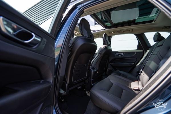  Volvo XC60 T6 AWD 253 + 87 CH INSCRIPTION GEARTRONIC8