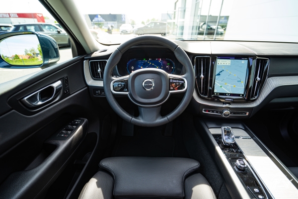  Volvo XC60 T6 AWD 253 + 87 CH INSCRIPTION GEARTRONIC8