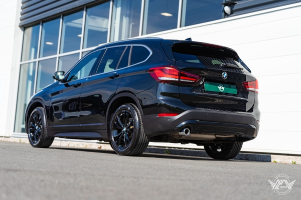 BMW X1 16D SDRIVE BUSINESS DESIGN DKG7