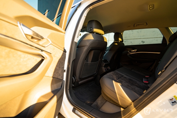 Audi E-TRON 55 408 CH E-QUATTRO