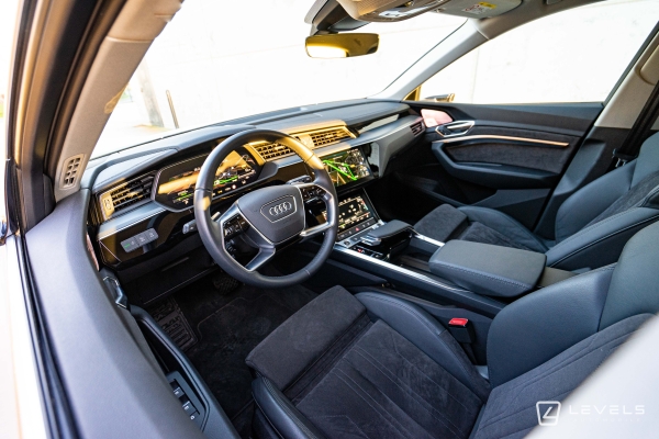 Audi E-TRON 55 408 CH E-QUATTRO