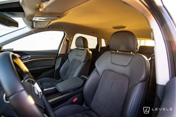 Audi E-TRON 55 408 CH E-QUATTRO