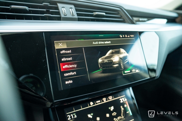 Audi E-TRON 55 408 CH E-QUATTRO