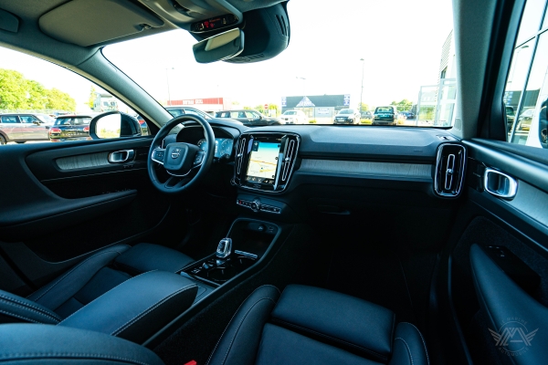 Volvo XC40 B4 AWD 197 CH INSCRIPTION LUXE GEARTRONIC 8