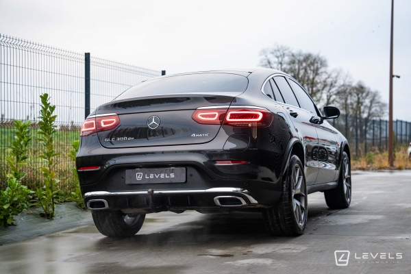Mercedes GLC COUPE 300DE 4MATIC AMG LINE 9G-TRONIC