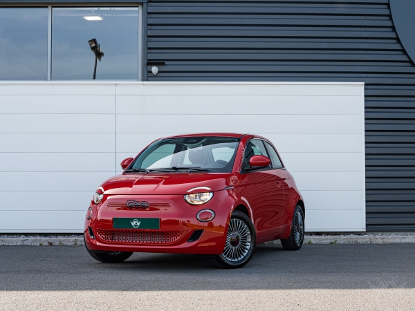 Fiat 500 Electrique Serie Spéciale Red