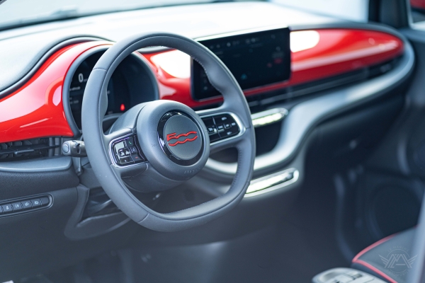 Fiat 500 Electrique Serie Spéciale Red