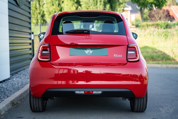 Fiat 500 Electrique Serie Spéciale Red